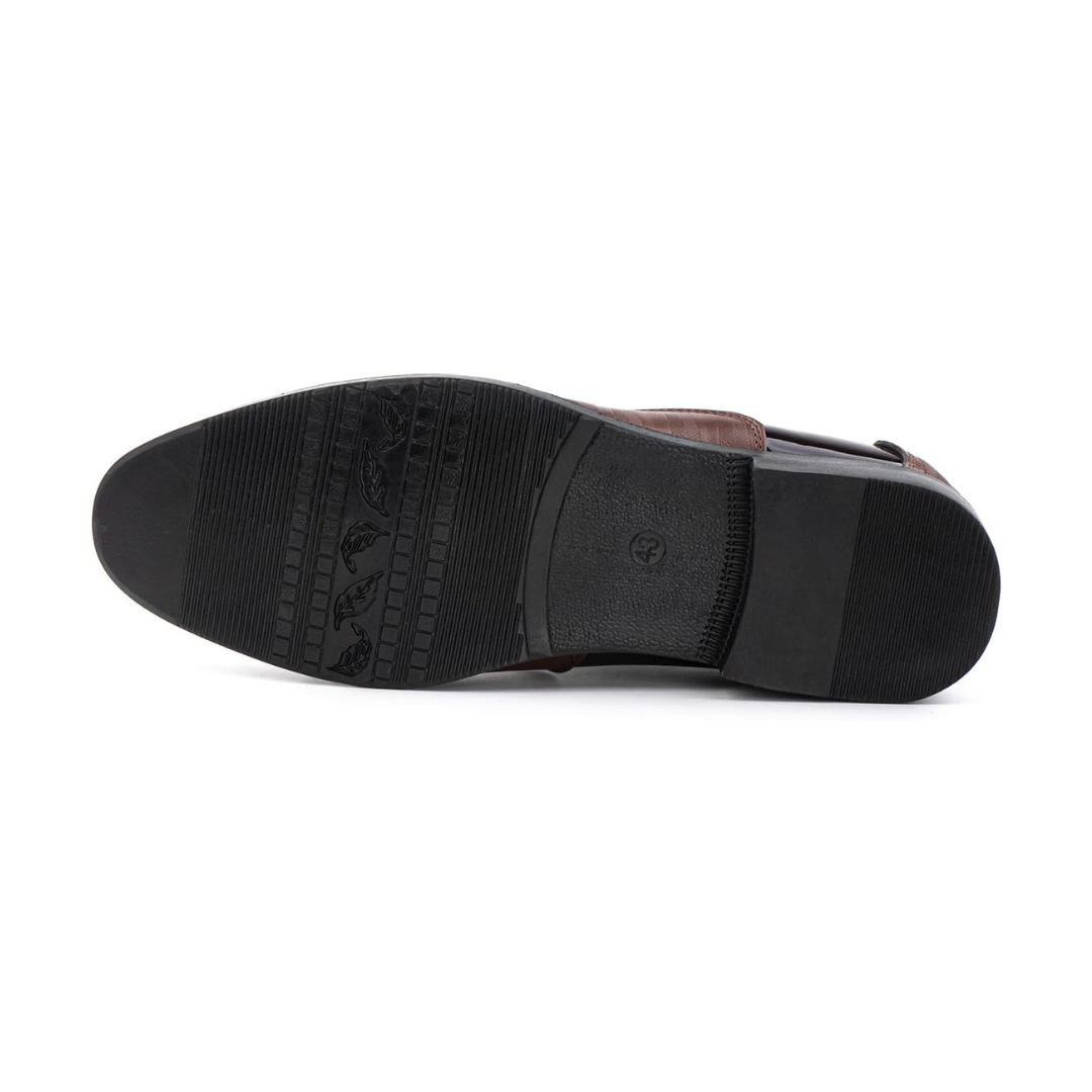 Myralio Derby Verniz Classic – Elegancia en Sintético Color Marrón